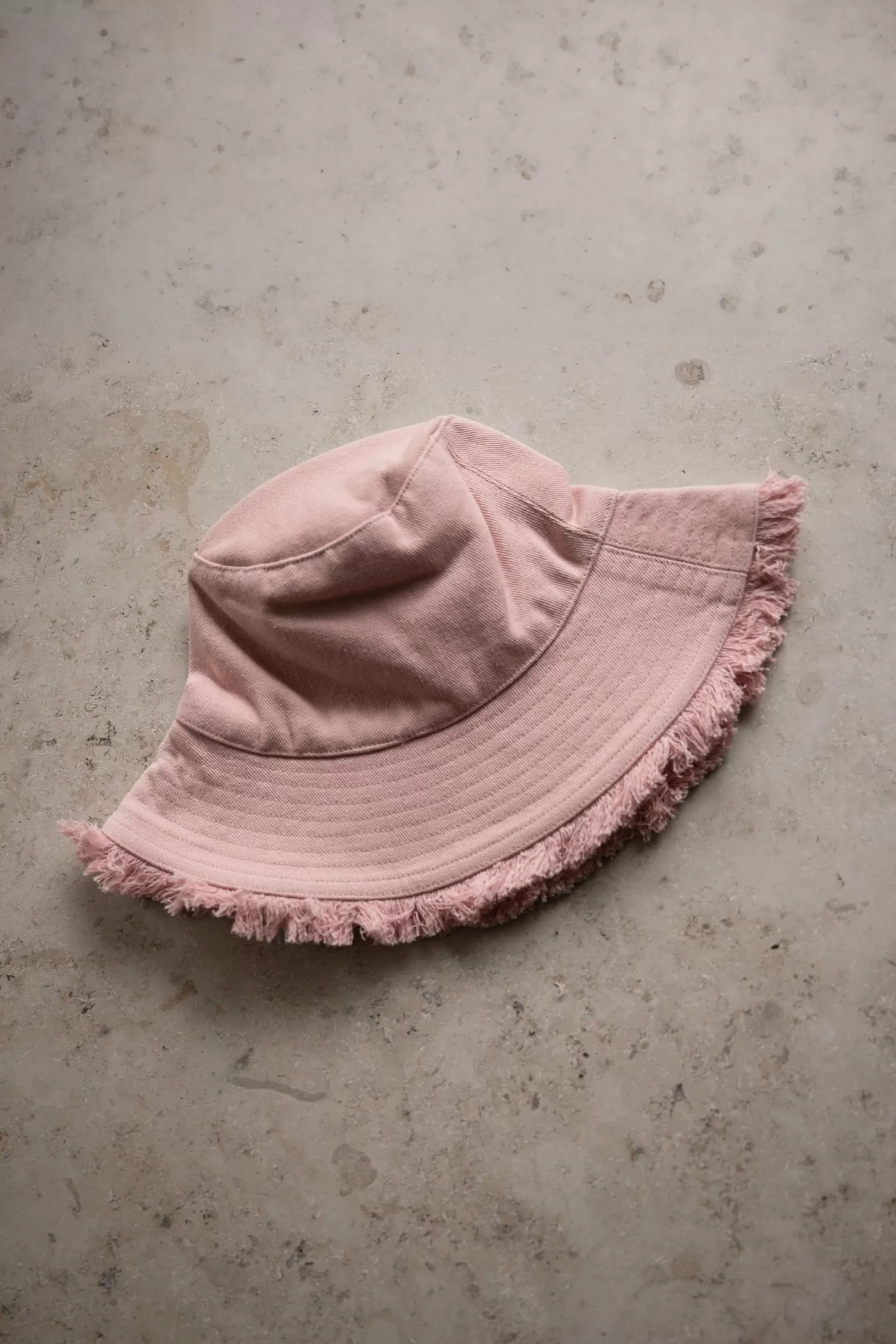 By bar Fringed Bucket Hat Lilac-Rose Fashion