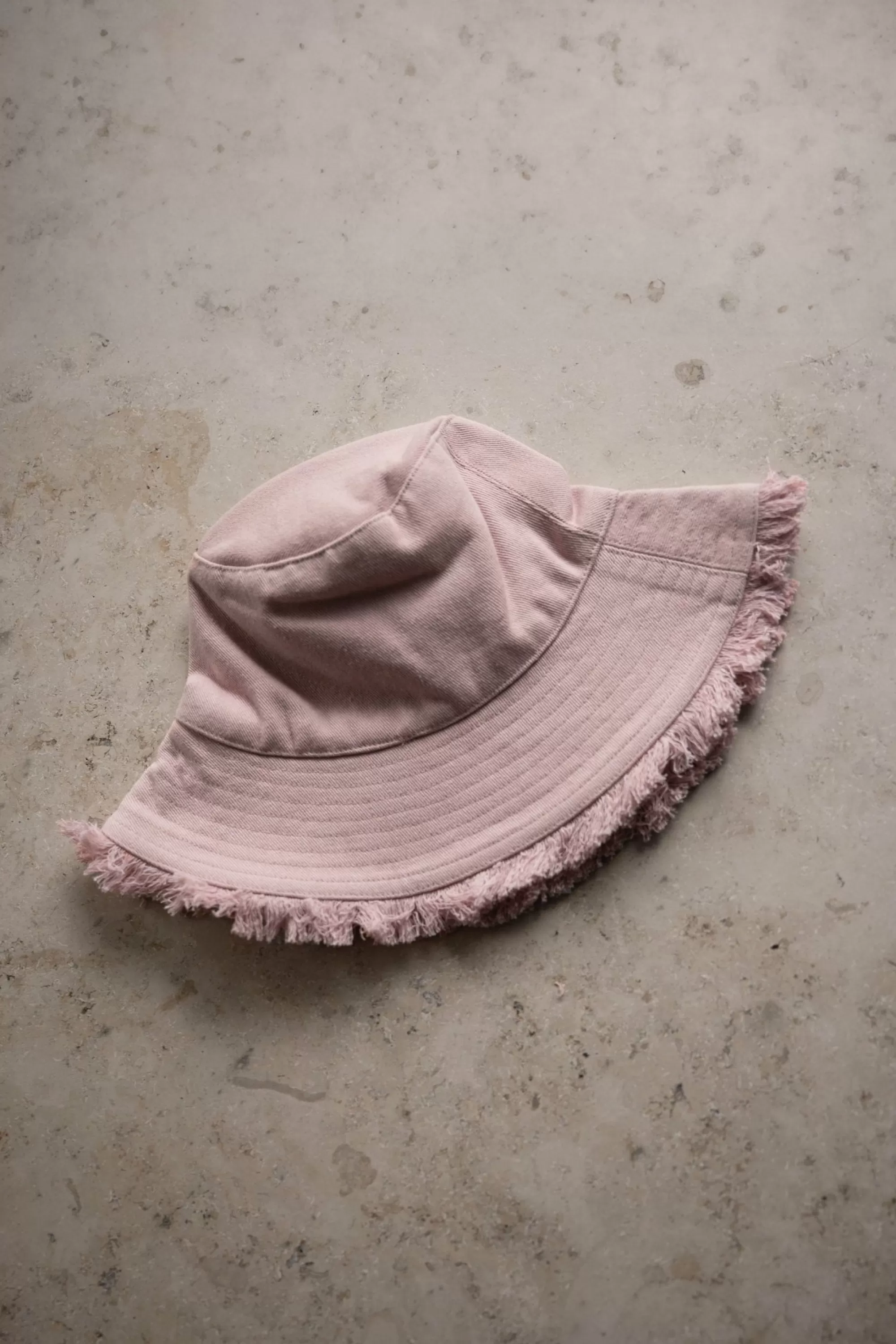 By bar Fringed Bucket Hat Light-Pink Hot