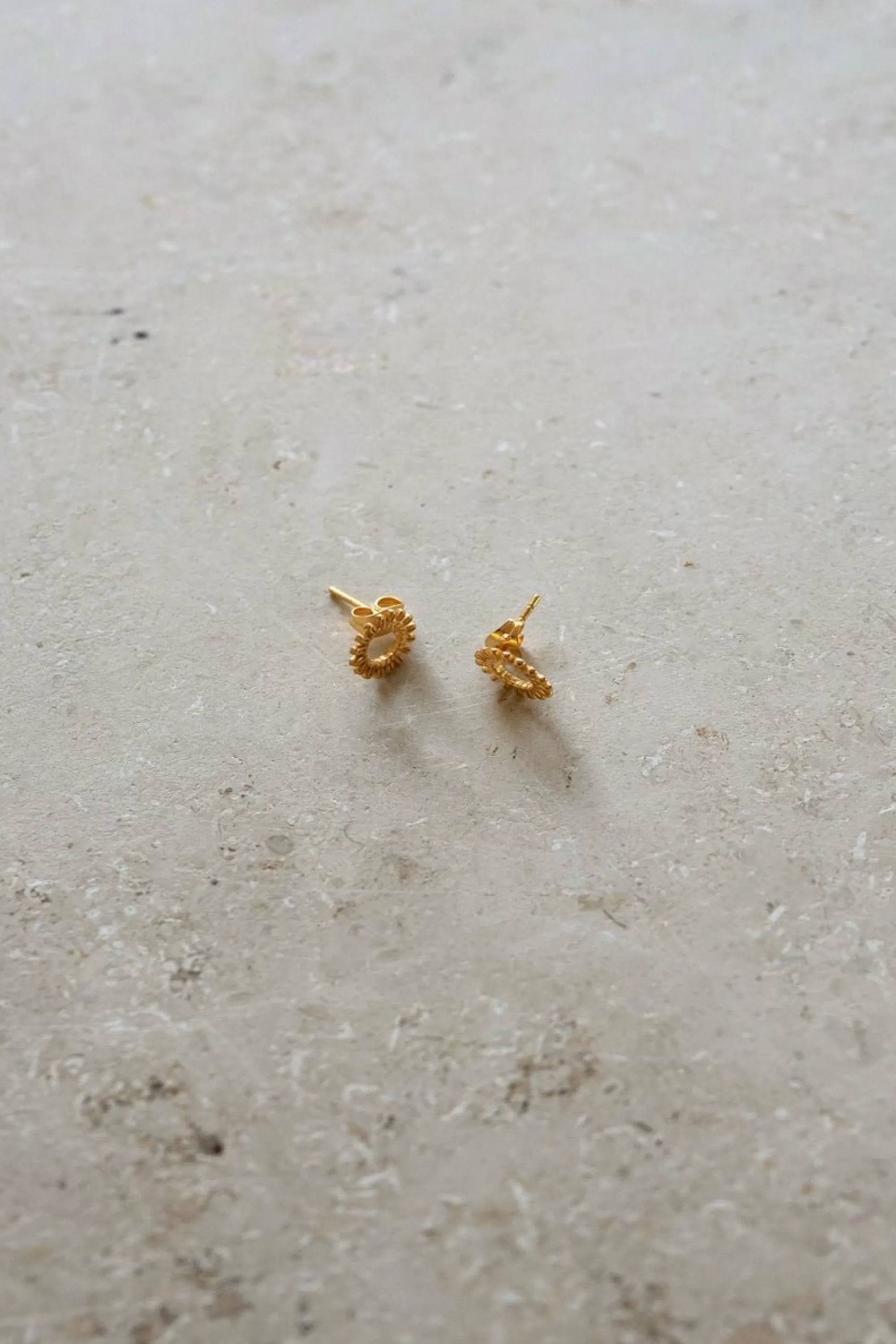 By bar Ruby Stud Earring Gold Outlet